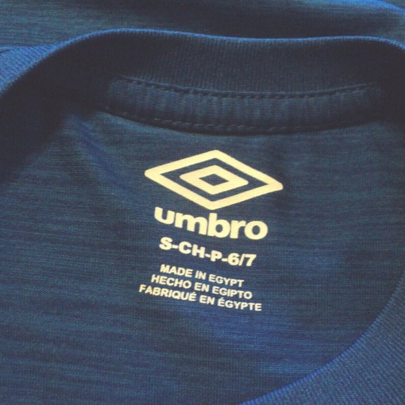 Umbro 24 Boy's Tank Top Size Small, 6/7 Heat Gear Royal Blue Sleeveless - Picture 4 of 4